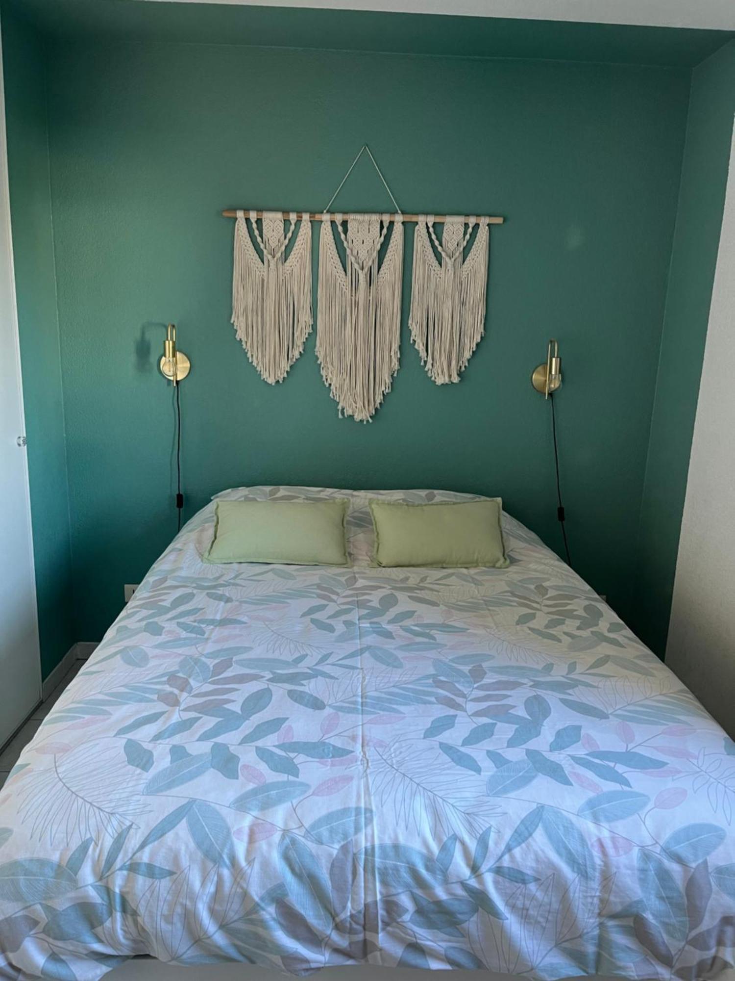 Joli T2/ Tram/ Clim/ Parking/ Wifi/ Piscine Appartement Montpellier Buitenkant foto