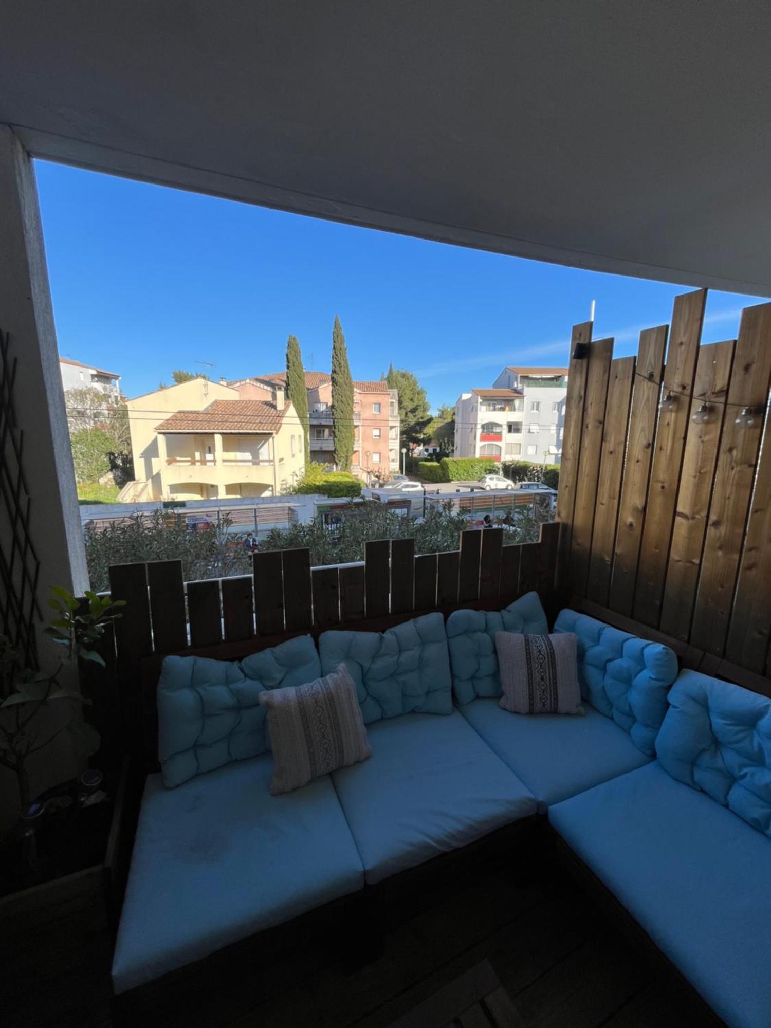Joli T2/ Tram/ Clim/ Parking/ Wifi/ Piscine Appartement Montpellier Buitenkant foto